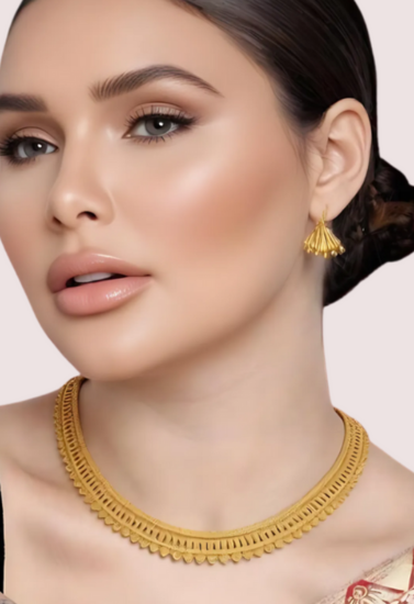 Classic Radiance Gold-Plated Filigree Necklace